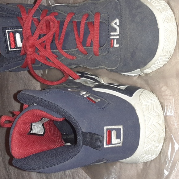 Filas - Picture 4 of 5